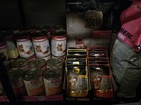 Katzenfutter f&uuml;r unsere Streunerkatzen